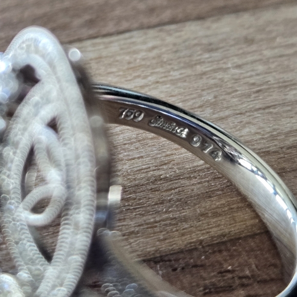 Simon G. 18k White Gold Diamond Oval Shaped Ring With Filigree Totaling 0.74ctw - Picture 8 of 14